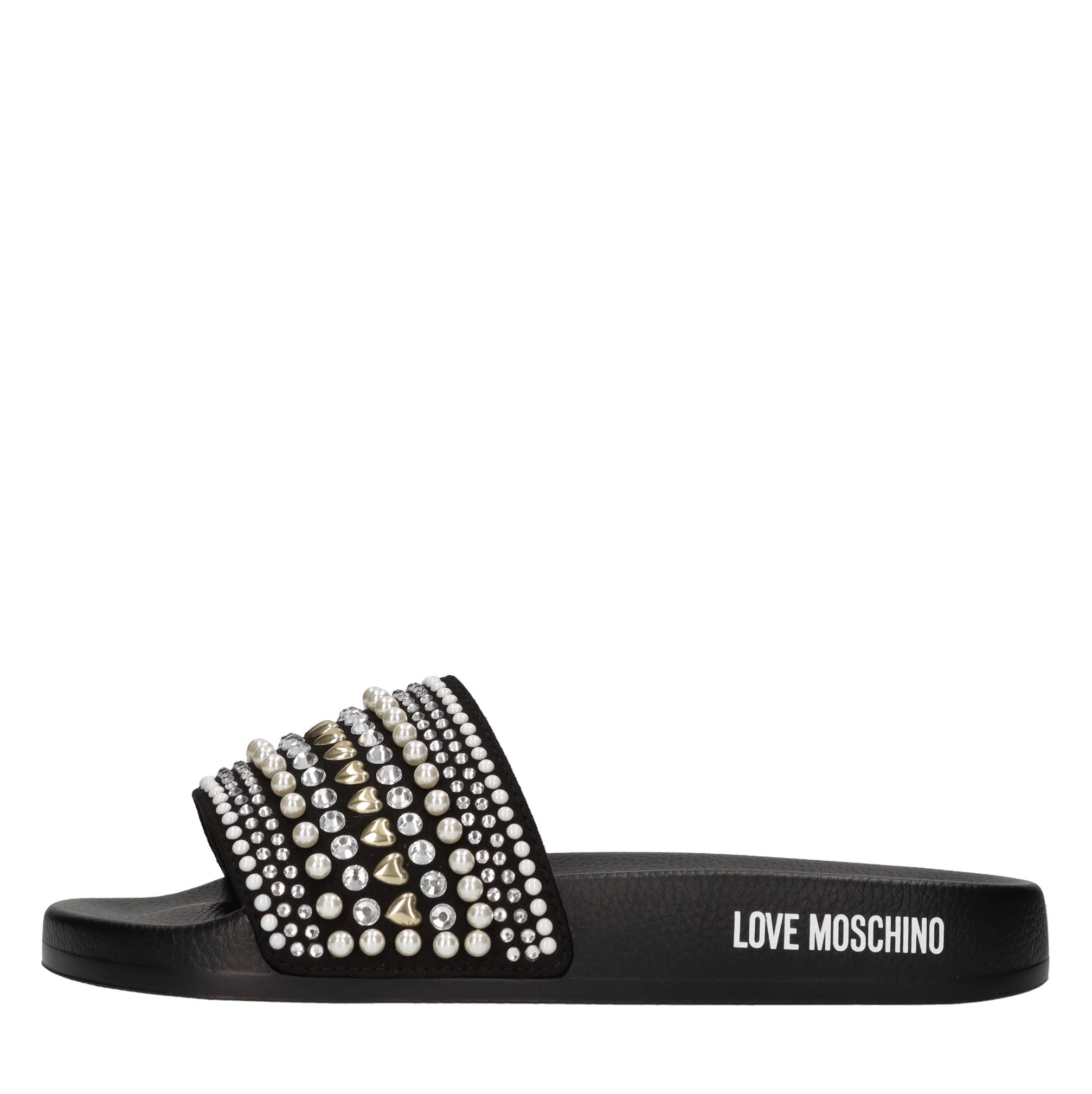 Love Moschino Niedrig Schuhe Schwarz