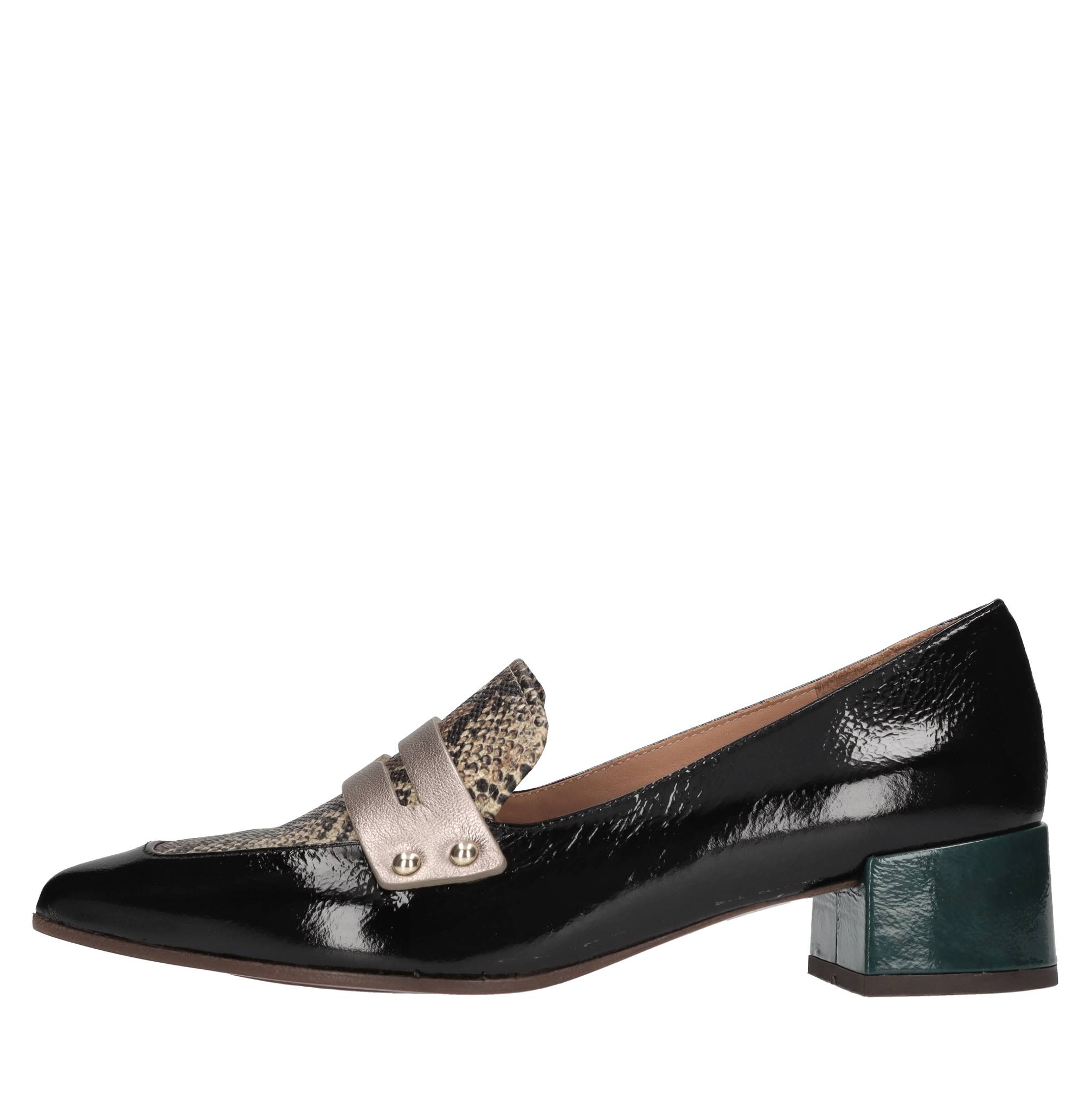 Chie Mihara Niedrige Schuhe Multicolor