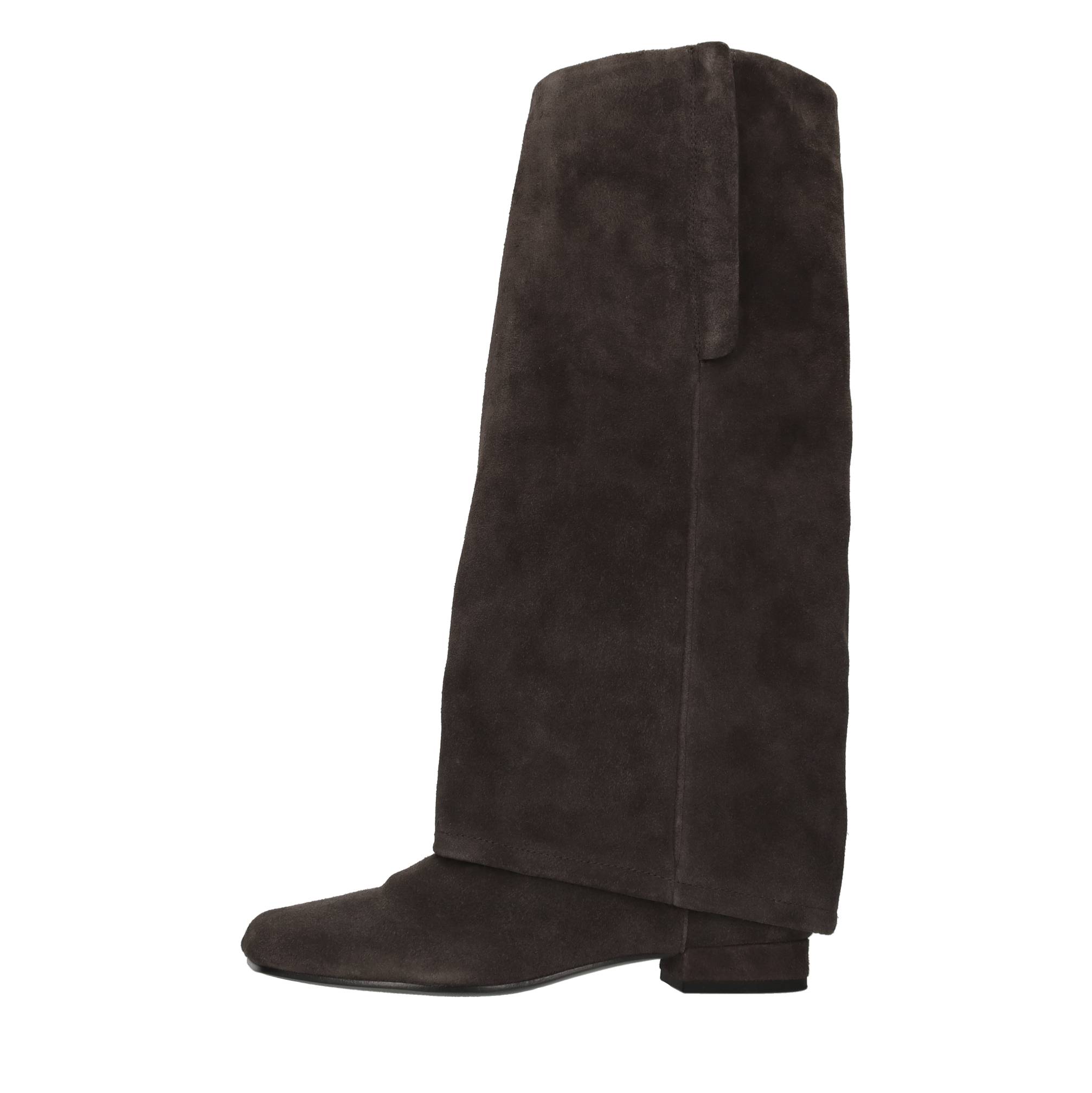Ash Bottes Moro Head