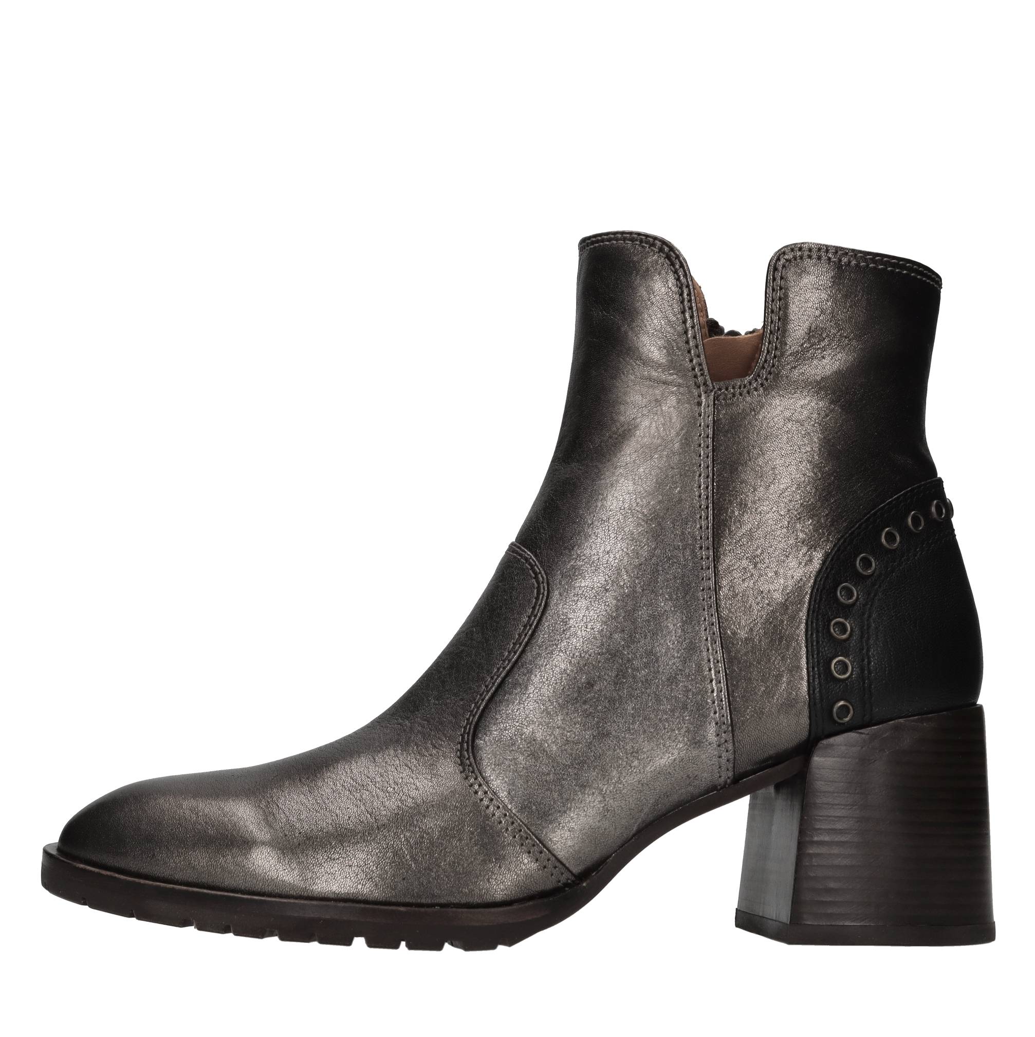 Chie Mihara Bottes grises 415 €