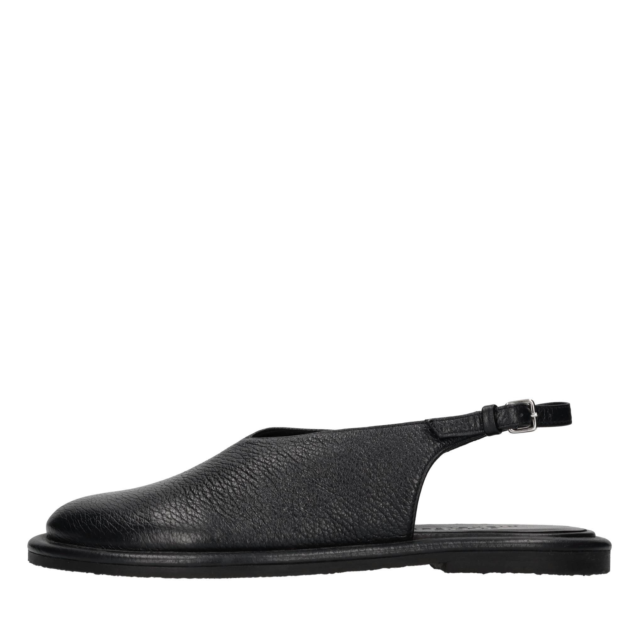 Studio Nicholson Lage schoenen zwart