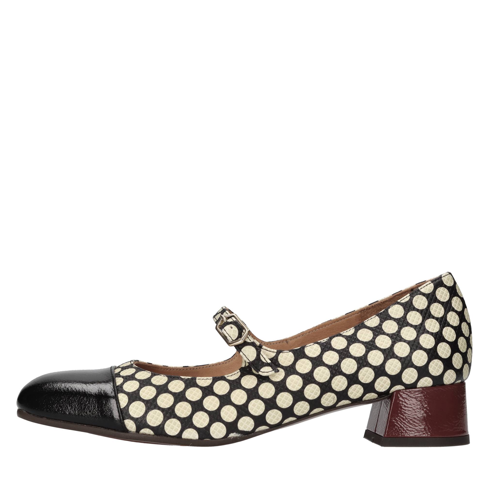 Chie Mihara Schoenen met multicolor hiel