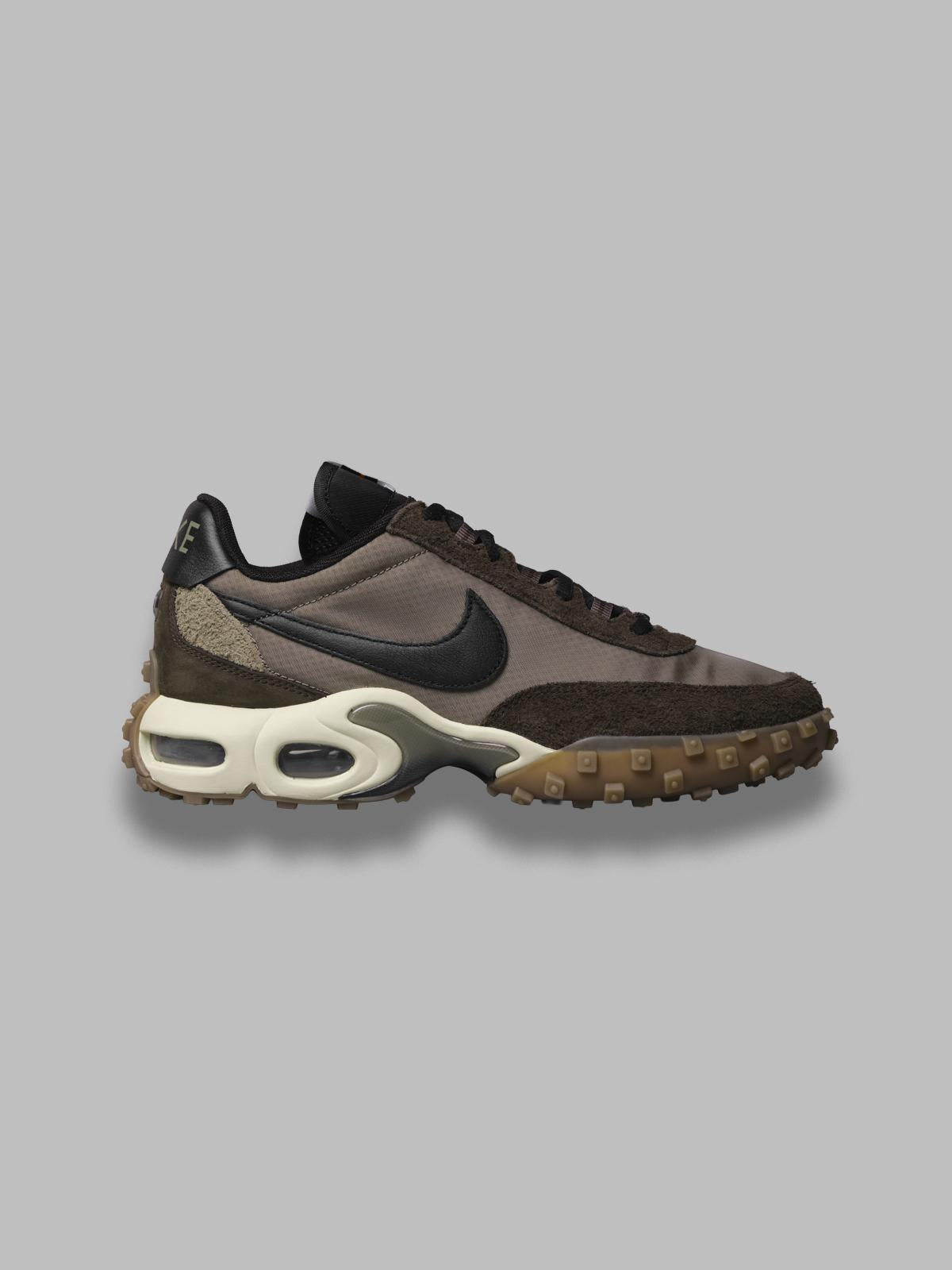 Nike Air Max Waffle Sp V2 Sneaker In Multi