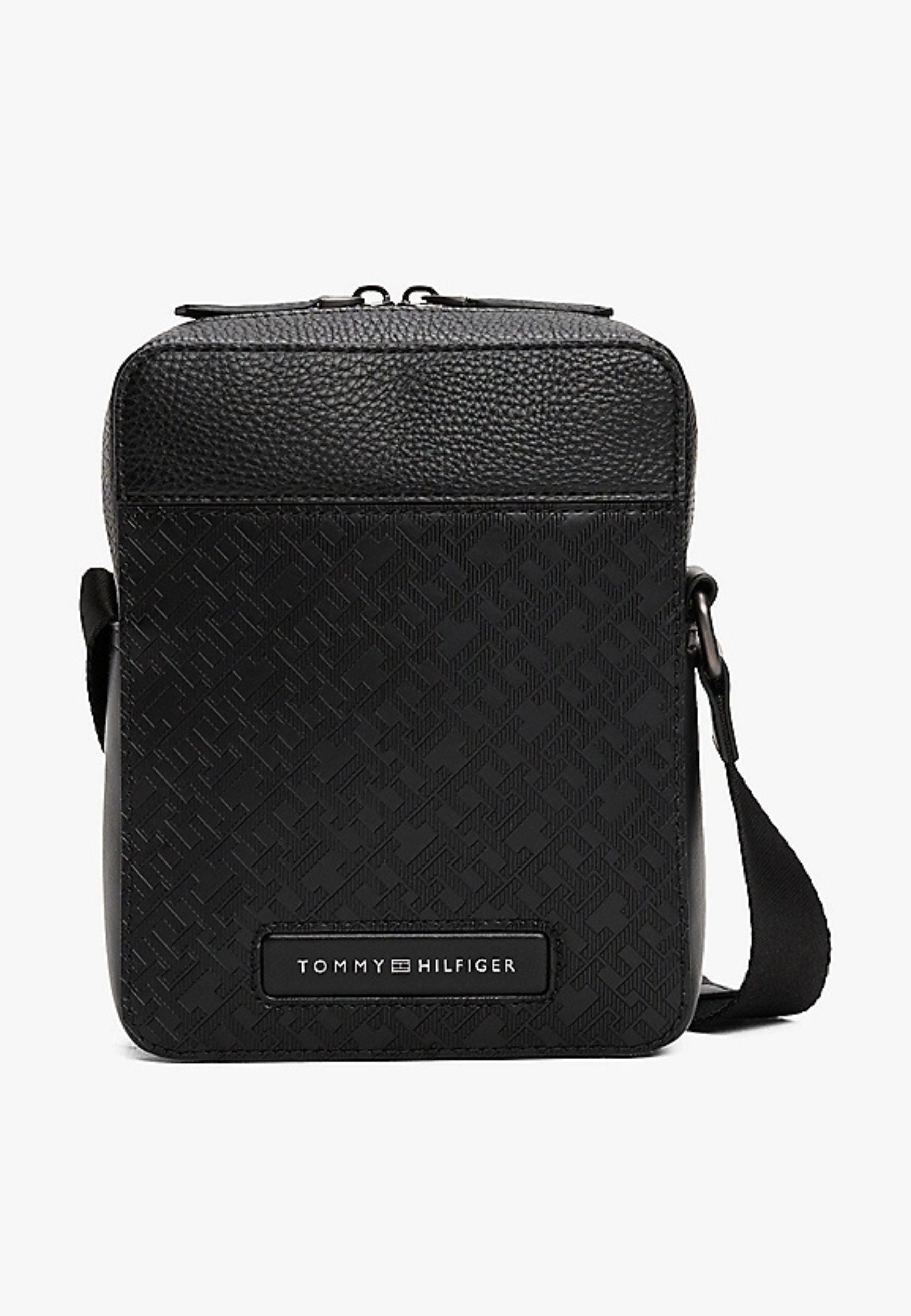 Tommy Hilfiger Th Monogram Mini Reporter In Black