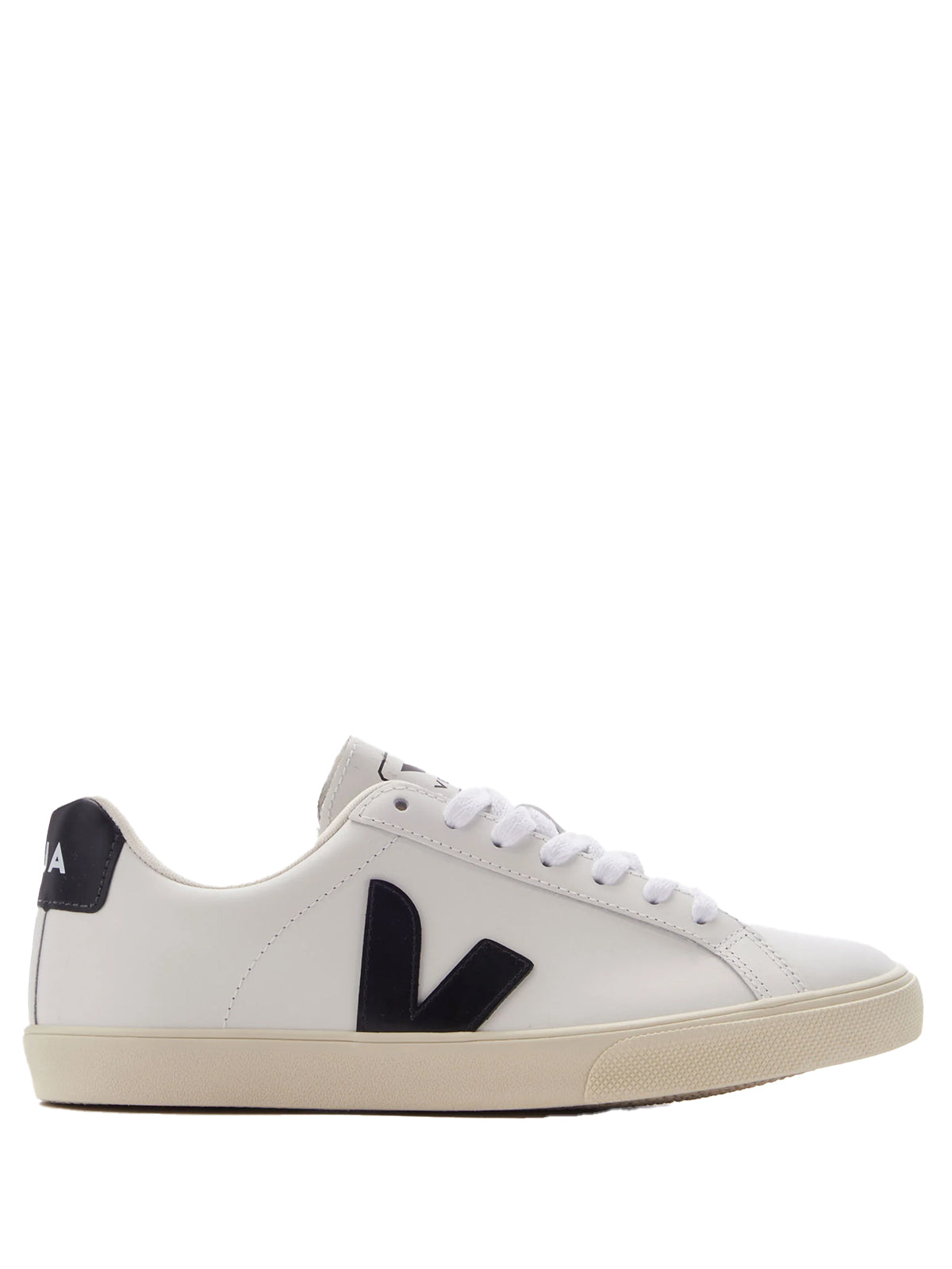Veja Campo Sneakers In Chromefree Leather In White