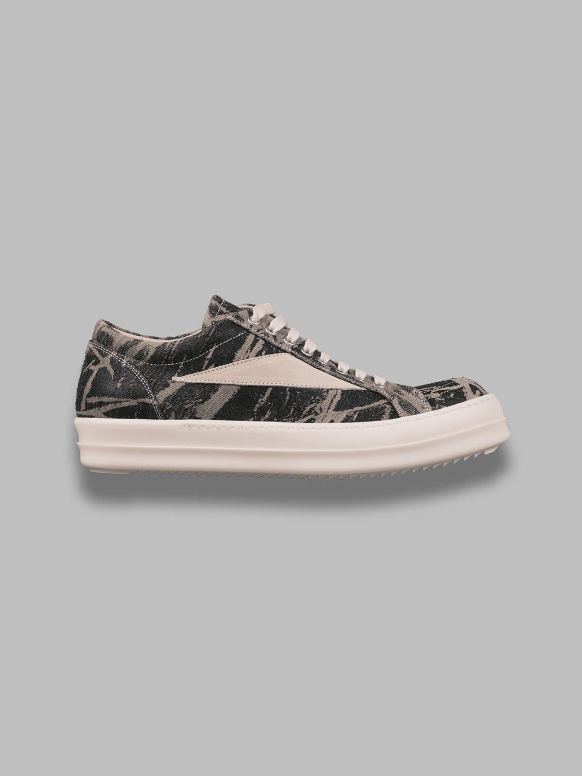 vintage sneakers
