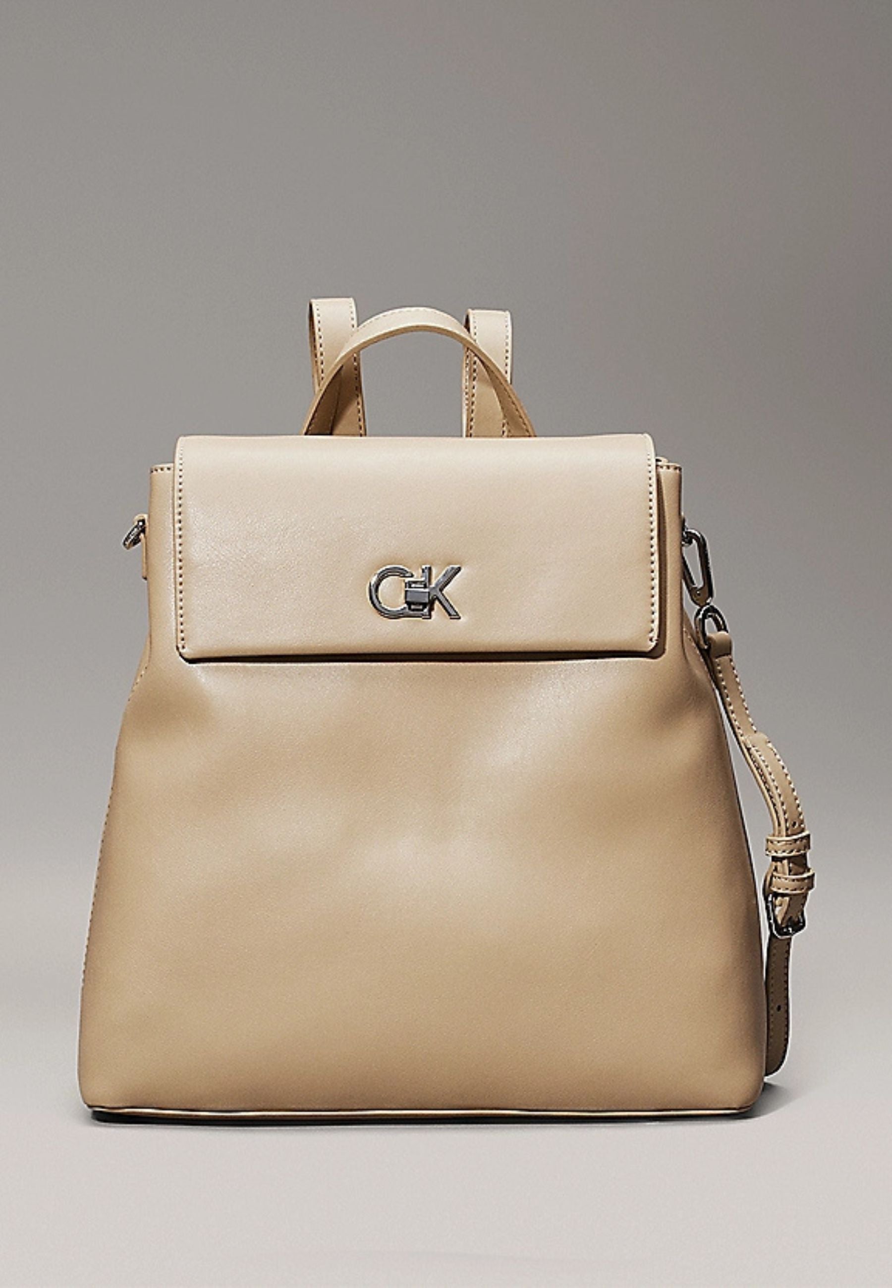 Calvin Klein Zaino Ck Flap Backpack With Strap In Sand