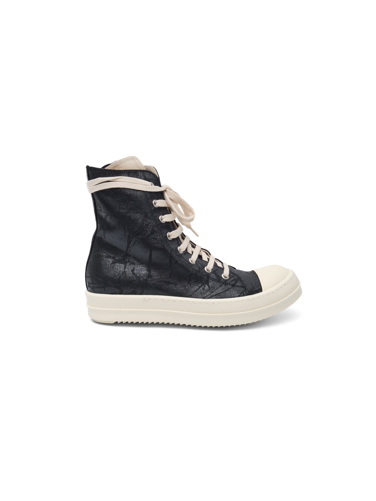 sneaks