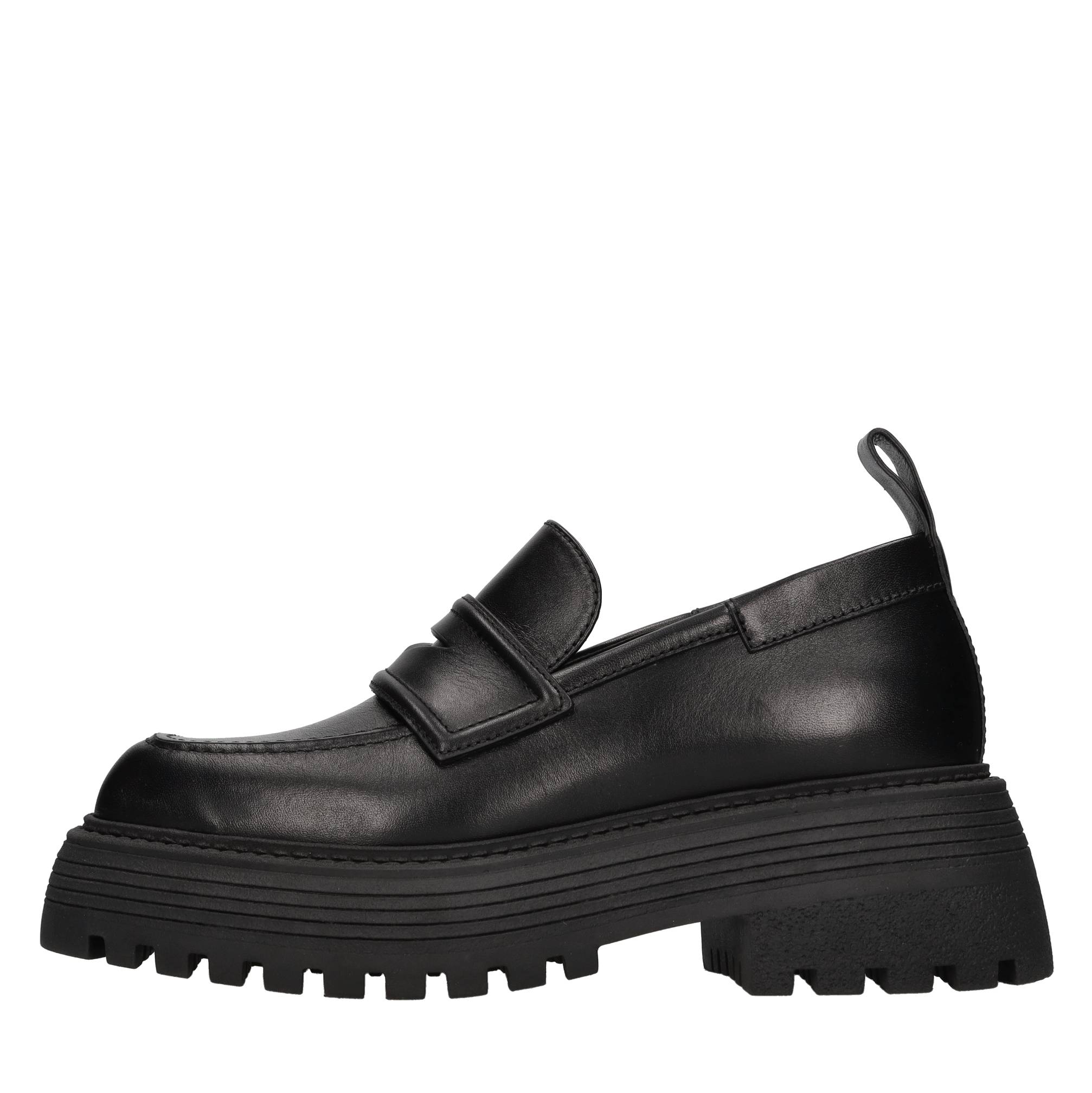 3JUIN Flat shoes Black