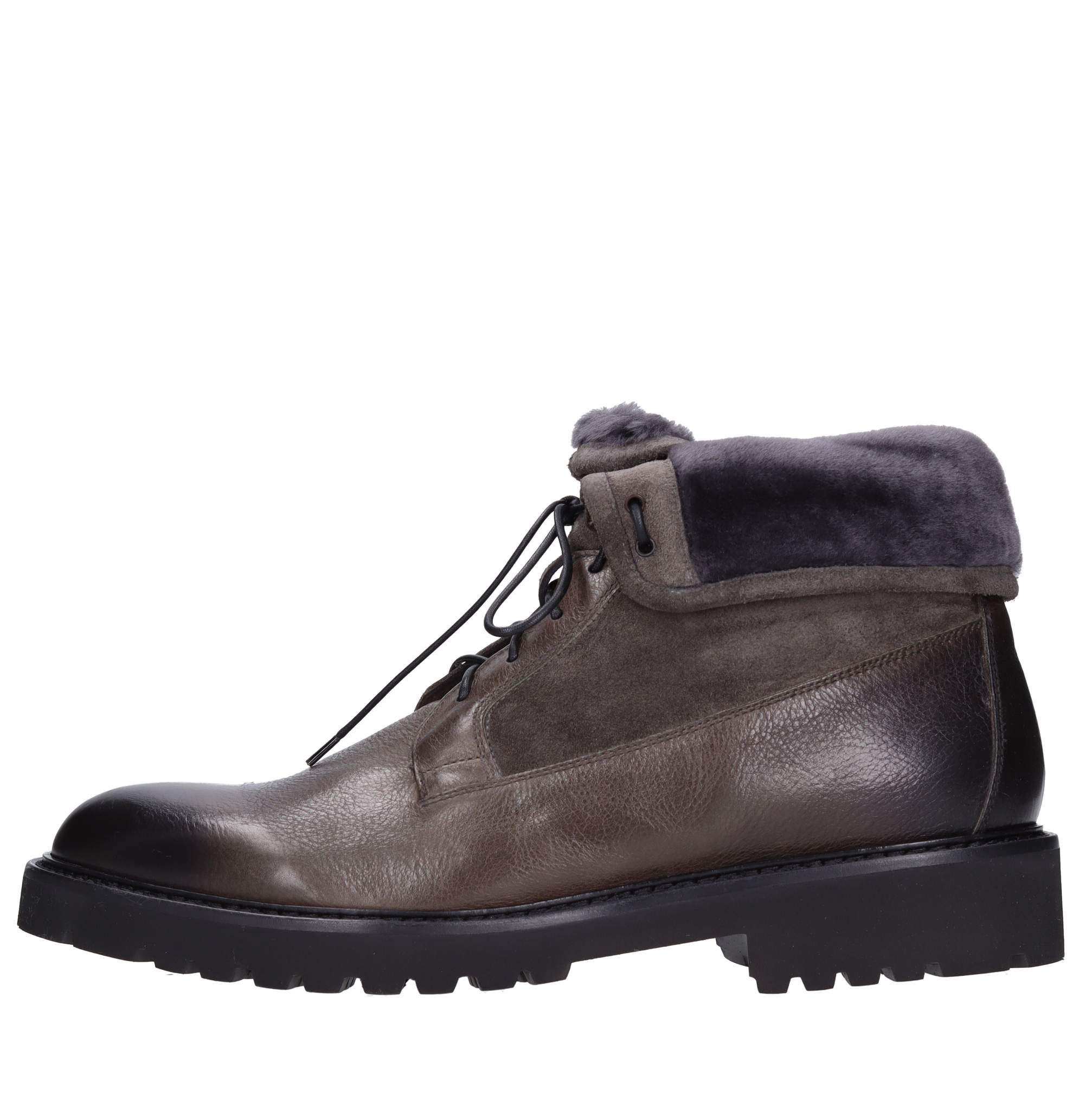 Doucal's Boots