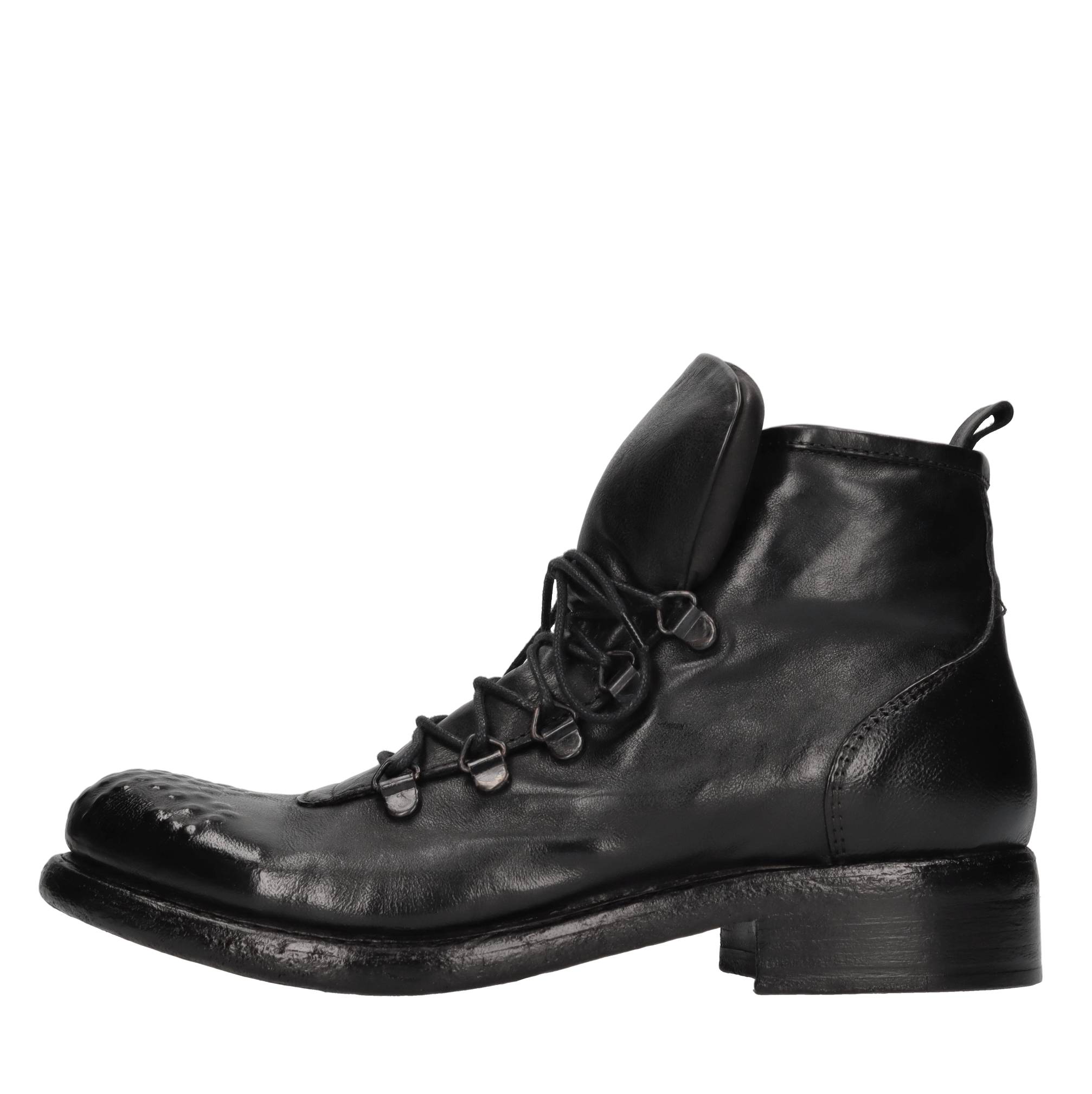 Hundred 100 Bottes noires 208 €