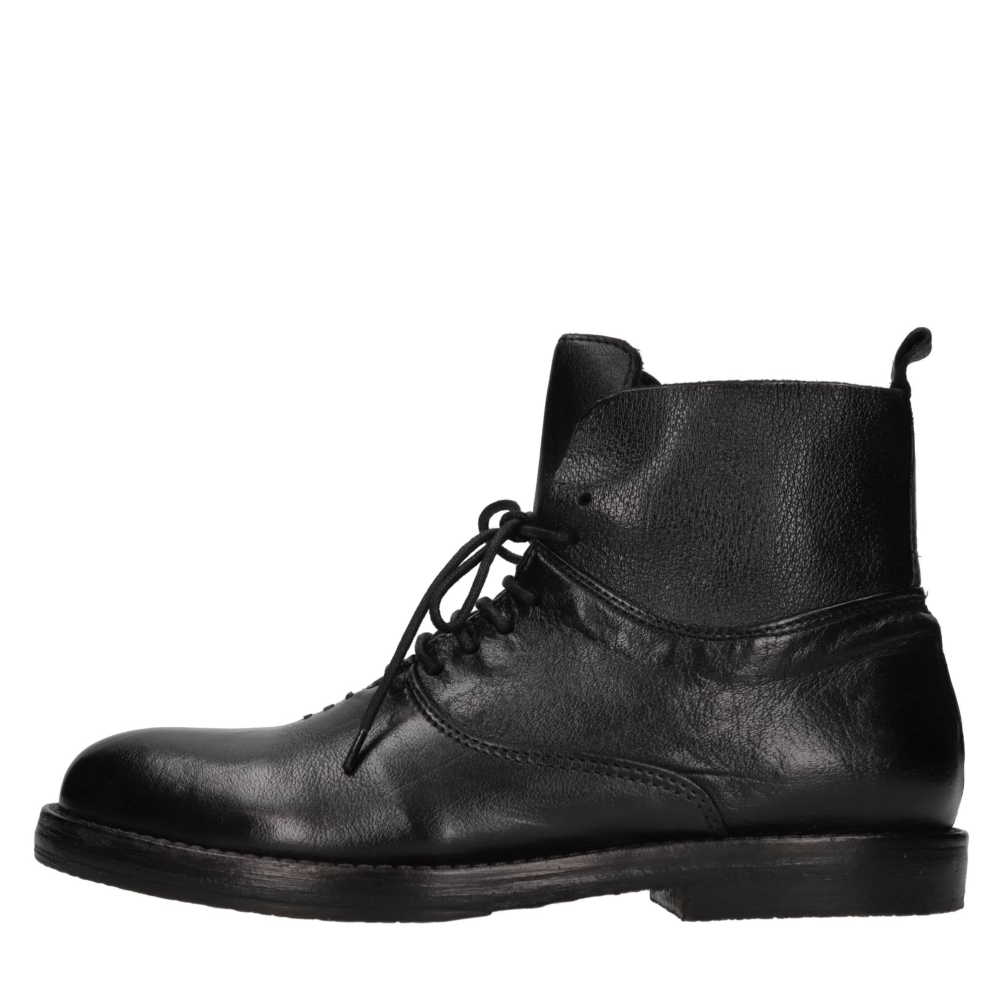Hundred 100 Bottes noires 208 €