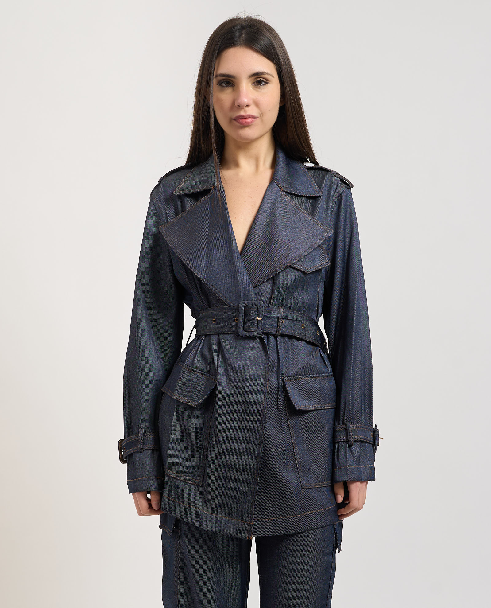 Guess Vestes bleues 143 €