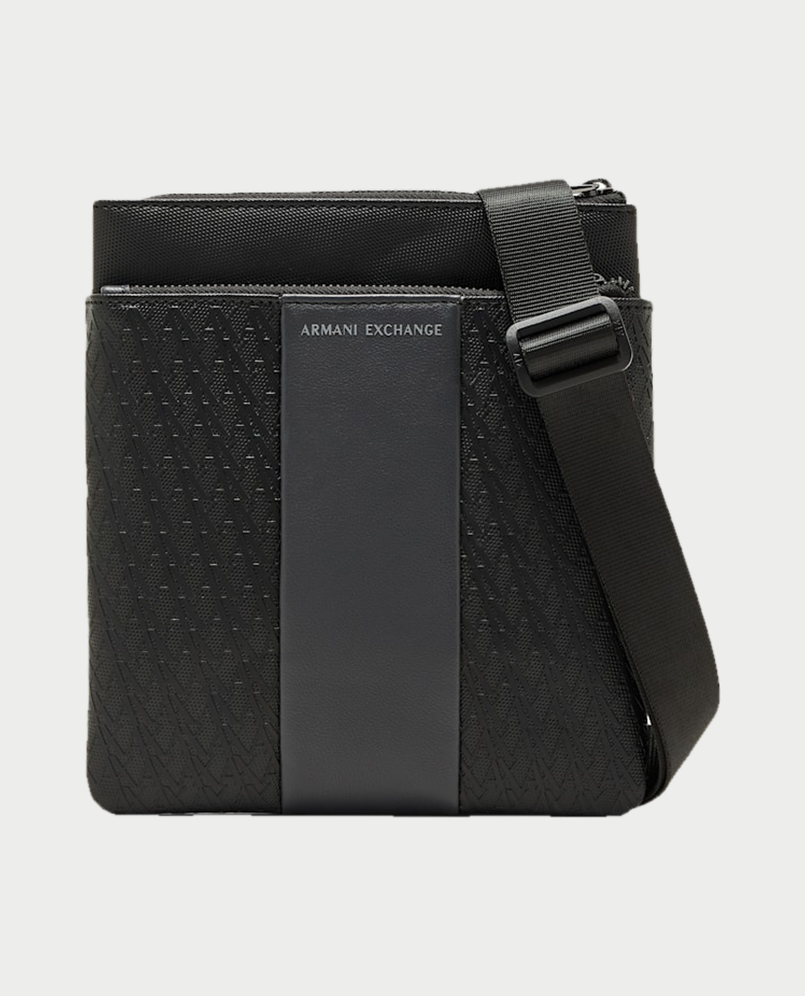 Armani Exchange Taschen. Schwarz